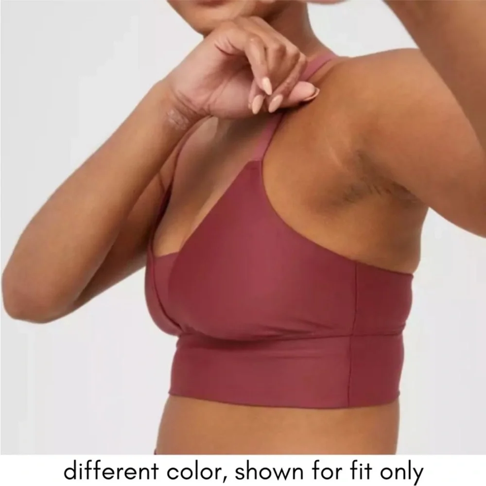 NEW Offline by Aerie American Eagle Shine Racerback Sports Bra Black Small